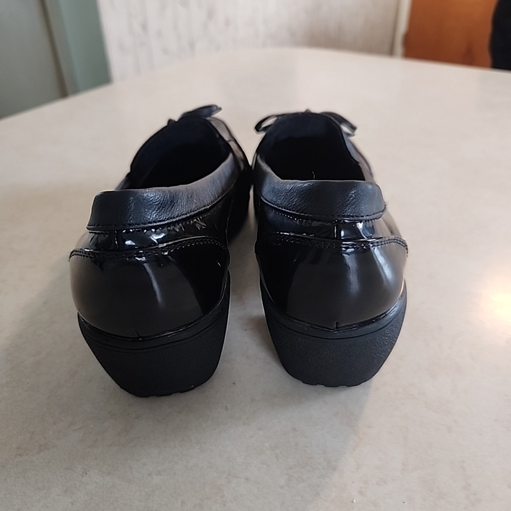 NEW Wanderlust Women's Sz 6.5W Black Vegan Patent Leather Topsider Duck Shoes - Picture 4 of 11